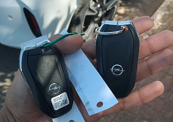 Lazrak auto Opel corsa gs line+ 2020 